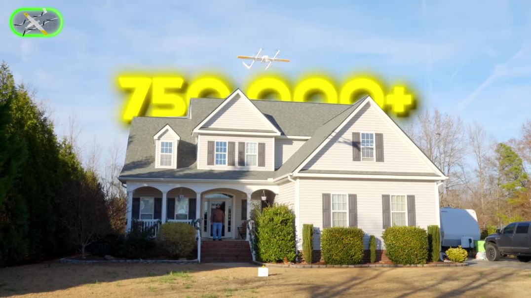 ⁣$1 vs $1,000,000,000 Futuristic Tech!