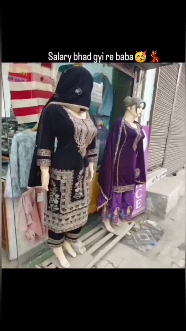 Ye sunte hi insaan nahi_ mannequin bhi naachne lagta hai__ 😁 _virel _trending _trend _fashion(MP4)