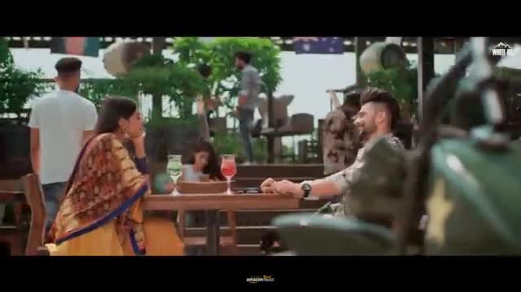 ⁣8 Parche _ Baani Sandhu _ Gur Sidhu _ Gurneet Dosanjh _ Punjabi Song _ Ishtar Punjabi _punjabisong(3
