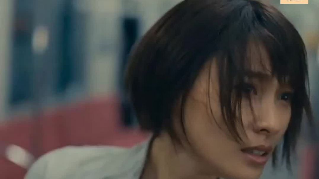 ⁣ट्रेन के अंदर यात्रियो के साथ मौत का खेल खेला गया