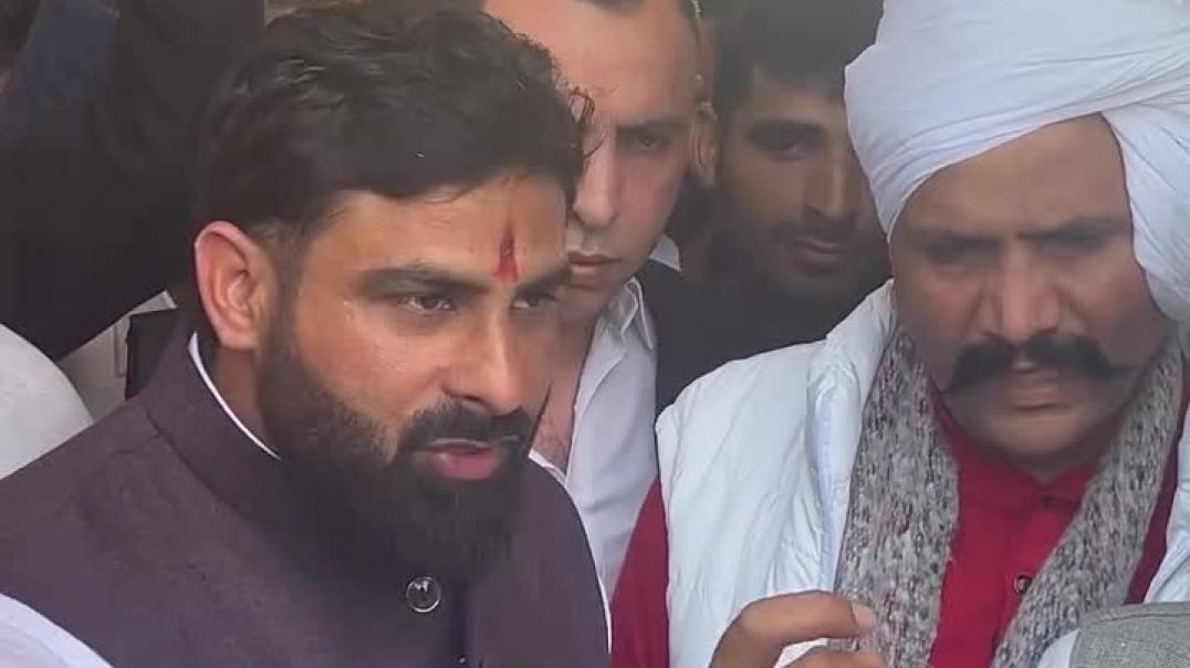 ⁣समाजसेवी हर्ष छिकारा के मकान के शुभ मुहूर्त पर पहुँचे बहुत बहुत बधाई एवं हार्दिक शुभकामनाएँ  ओर साथ 