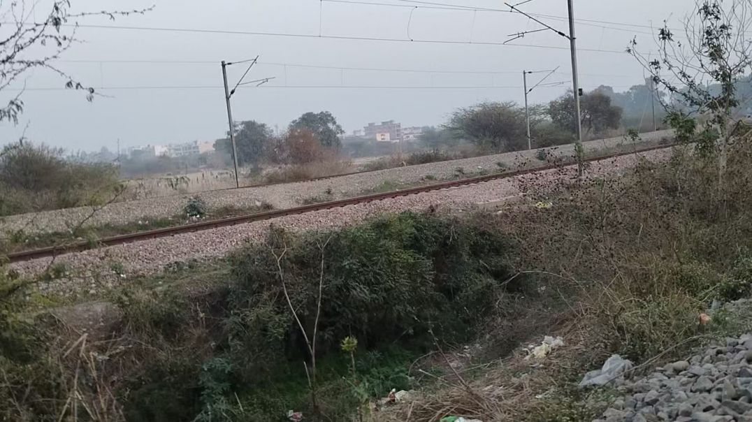 ⁣माय फर्स्ट वीडियो रेलवे स्टेशन 🚂🚂 वीडियो