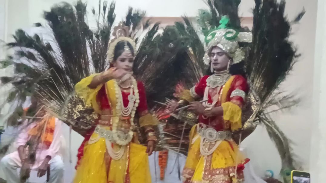 ⁣RADHA KRISHNA DANCE#apnatube