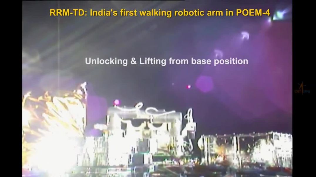 ⁣🇮🇳 #rrm_td, India's first space robotic arm, is in action onboard #poem4! A proud #makeinindia 
