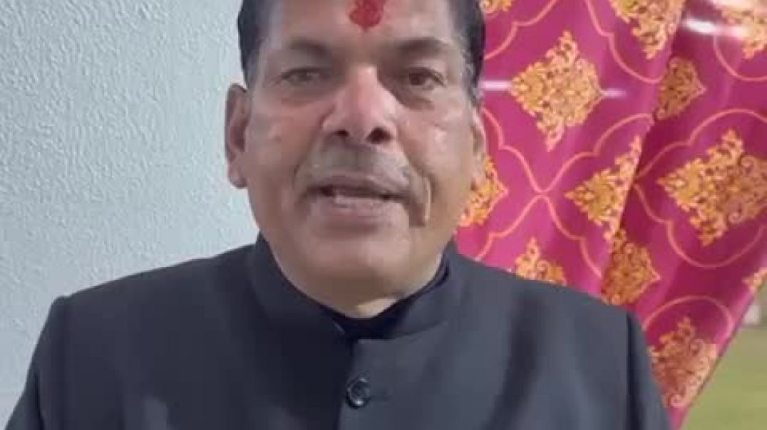 ⁣Bacho ko sikhane yoge