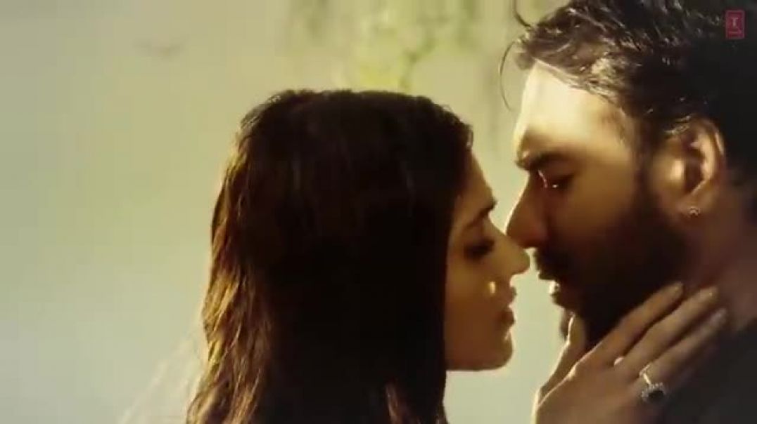 _Mere_Rashke_Qamar__Song_With_Lyrics___Baadshaho___Ajay_Devgn,_Ileana,_Nusrat___Rahat_Fateh_Ali_Khan