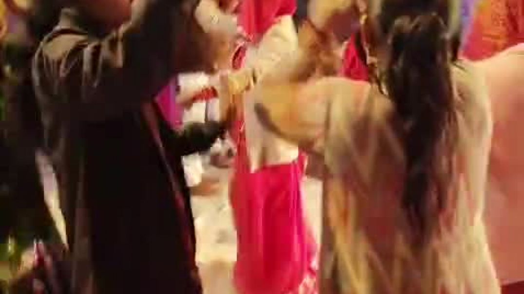 ⁣Dance video family ke sath me...