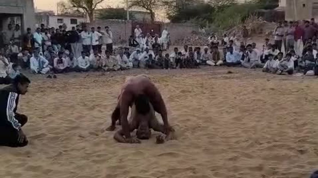 ⁣दंगल सत्तासर कुश्ती