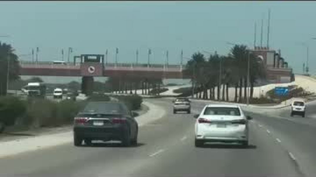 ⁣🥹😞mood_off_hai_ye_sun_lo_#funnyshorts_#funny_#funnyvideo_#funnycomplaint_#complaint_#driving_#car_#fun(360p)