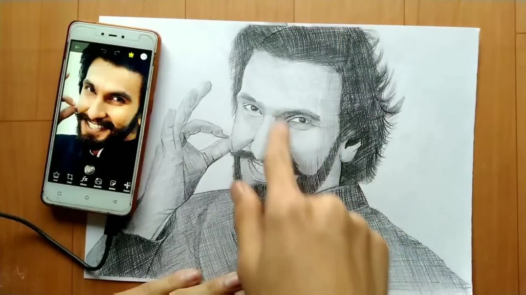 ⁣Using Pastels for portrait  😀