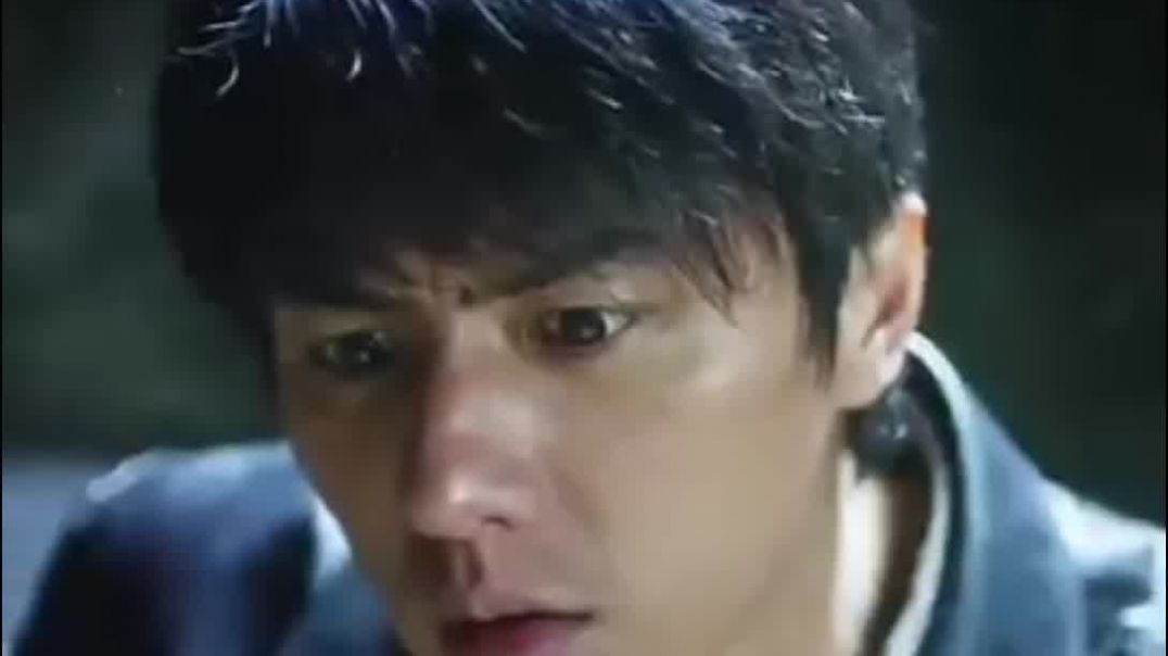 ⁣New viral video on Facebook