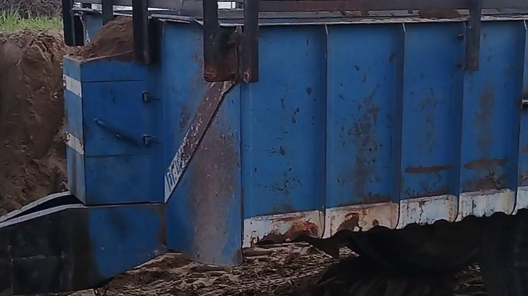 ट्राला बिकाऊ है 👉