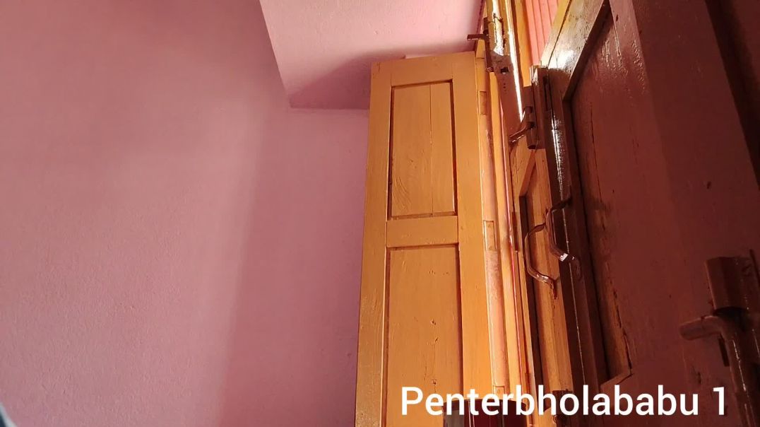 ⁣Grill pant red colour