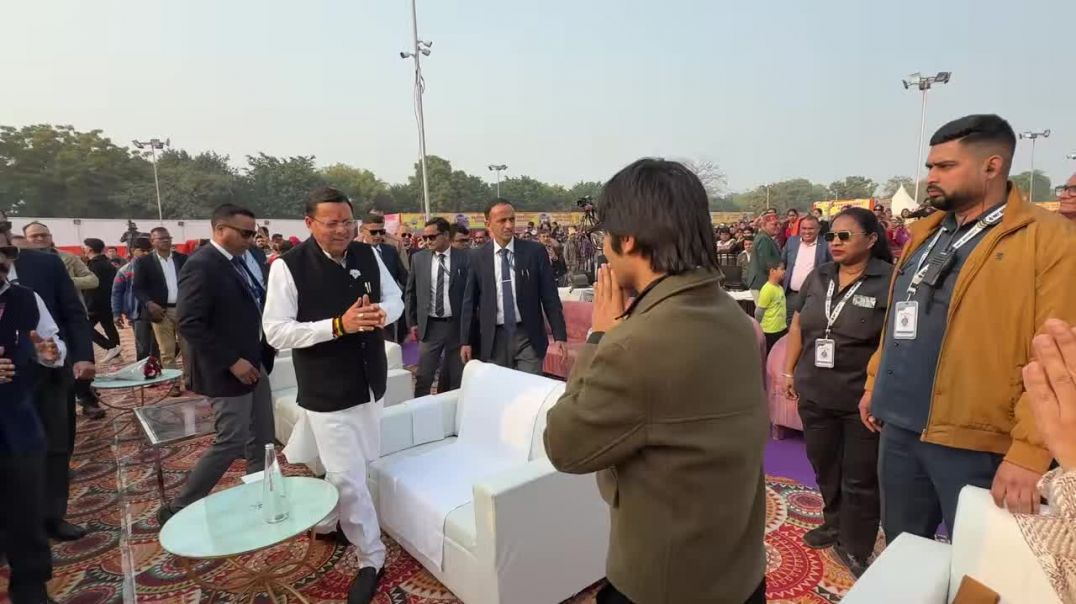 ⁣Ye Kya Mil Gaya Aaj 😍 Rona Aagya Sabko