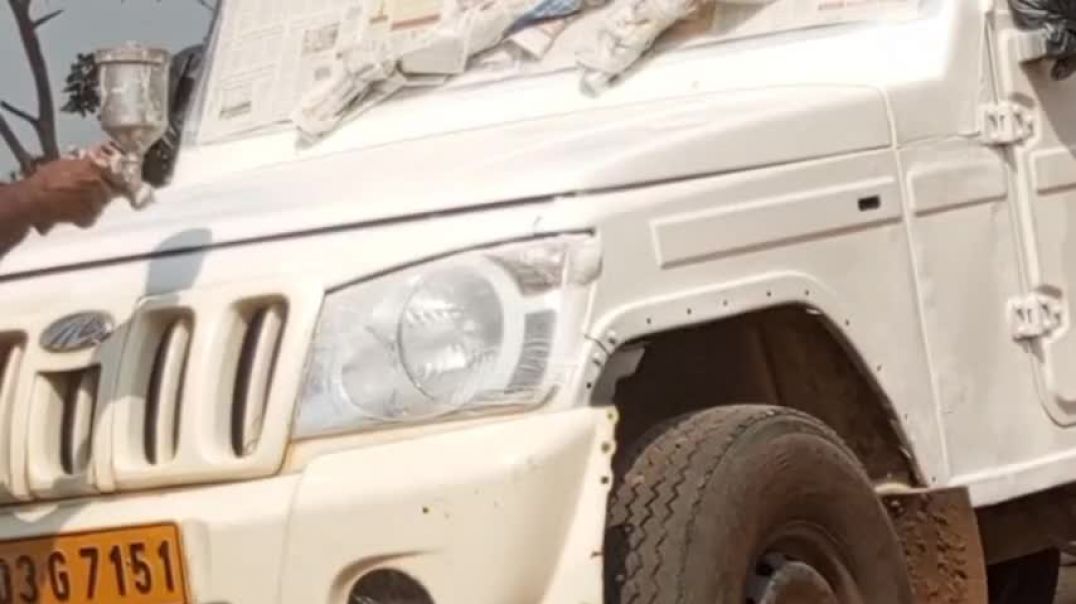 ⁣Gadi All Body Colour Bolero Pickup