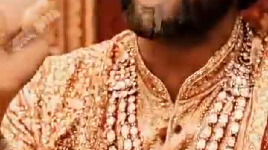 एक_राजा_के_पास_एक_आदमी_आया_ओर_बोला_मुझे_नौकरी_पर_रख_लो_राजा_ने_हा_तो_कर_दिया_पर_