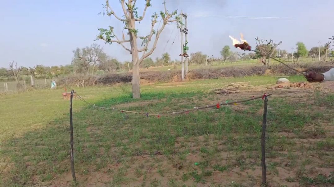 ⁣LPG Gas In Balloons - Experiment _ सोचो क्या  होगा