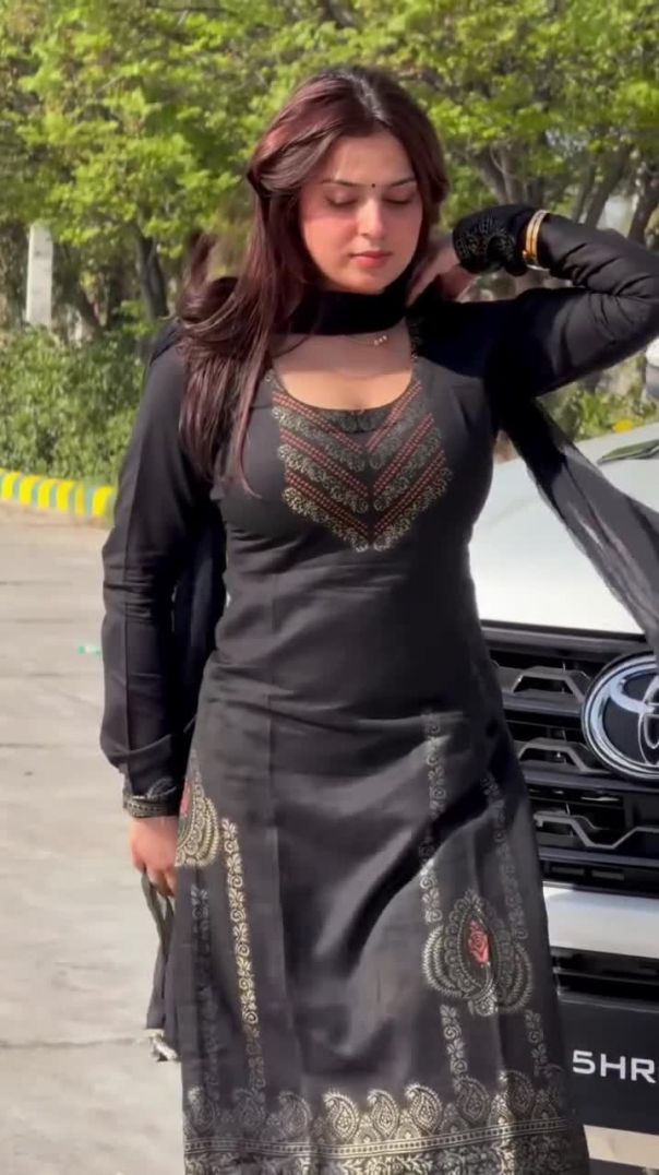 Outstanding_looks_❤️🧿😘_