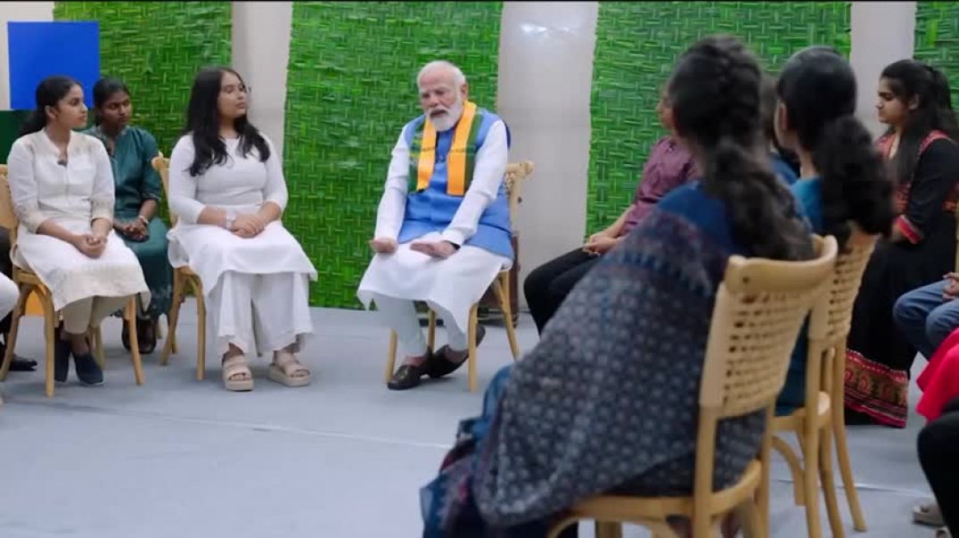 ⁣Technology को समझ कर, खुद का विस्तार करें और उसमें उस technology की ताकत को जोड़ें।