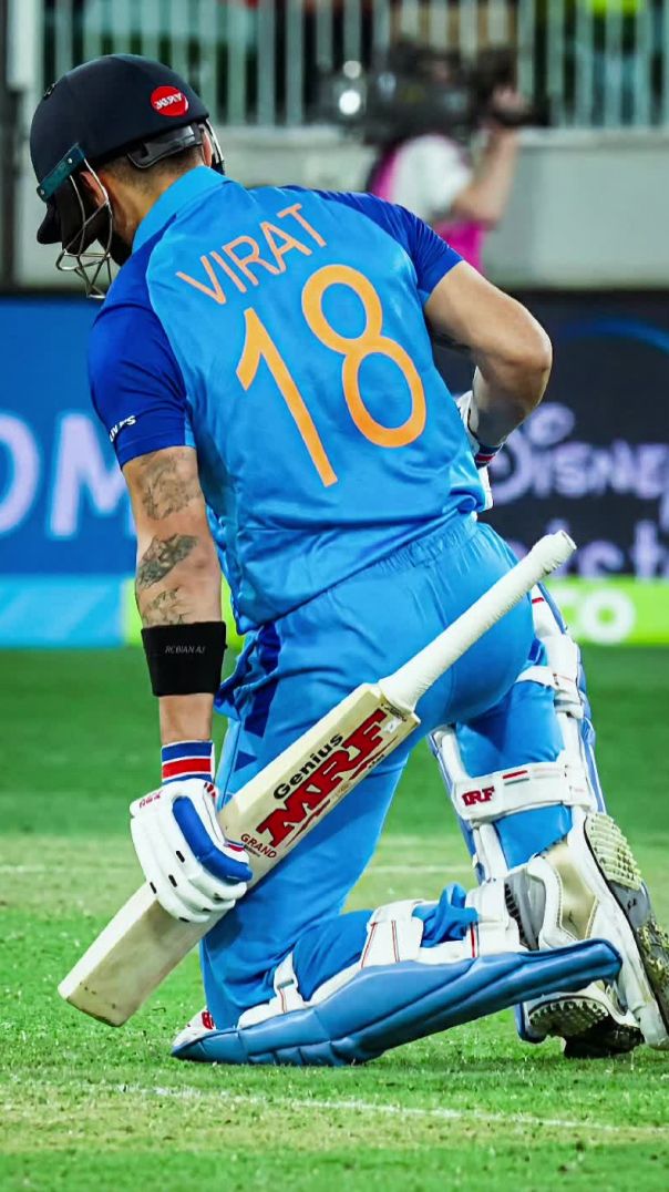 Daryl Mitchell on Virat Kohli 👑 Signed Jersey Ko Frame Karwayenge! | Kohli Craze Viral