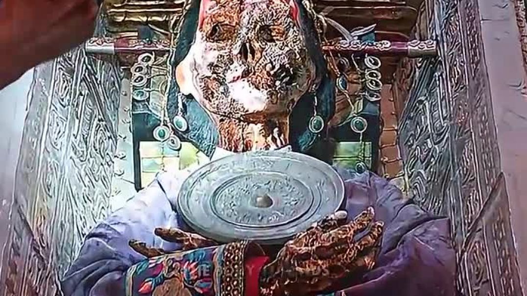 ⁣Hollywood movies story in Hindi