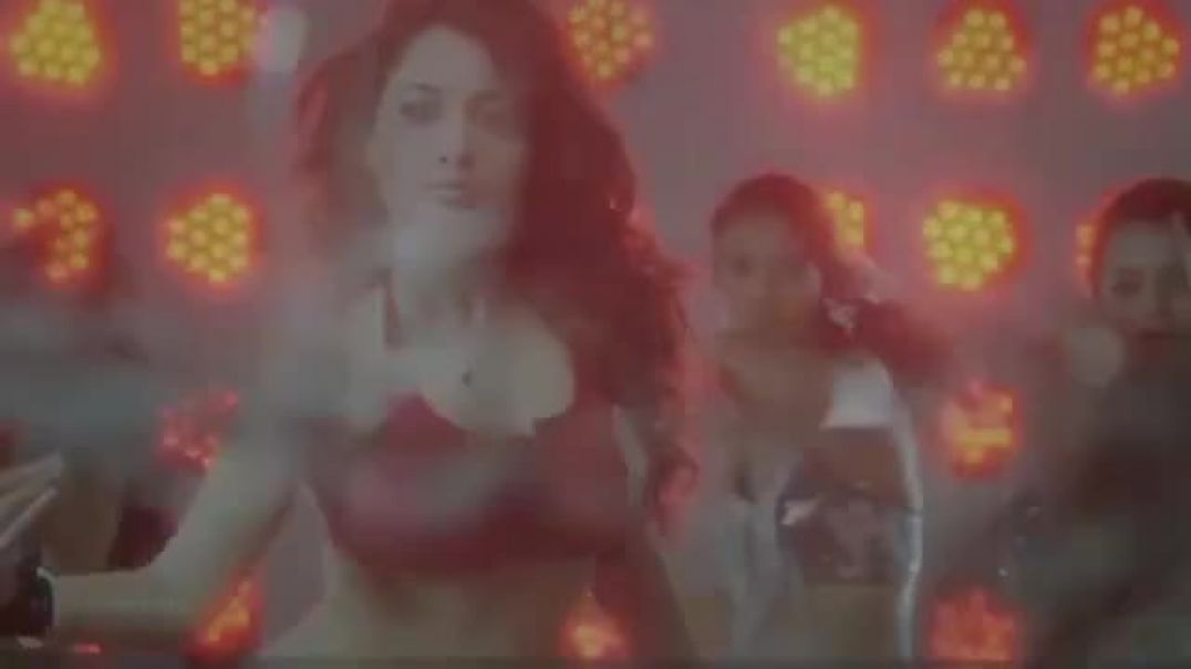 ⁣Fevicol Se Song Dance