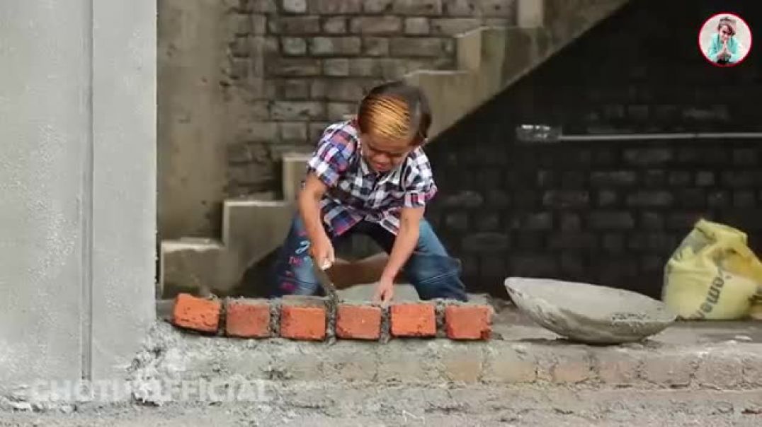 ⁣छोटू_मज़दूर_का_माल___CHOTU_MAZDOOR_KA_MAAL___Khandesh_Hindi_Comedy___Chhotu_Dada_Comedy_Video(360p)