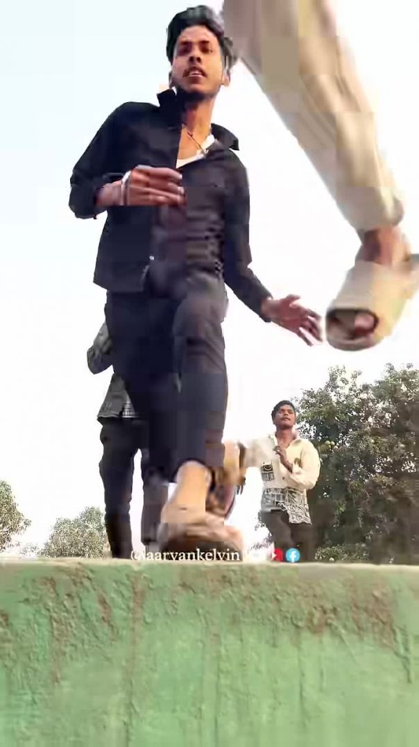 flying 🪁🦅 _shorts _shortvideo _youtubeshorts _ytshorts _shortsfeed _explore _viralvideo _fyp(720P_HD