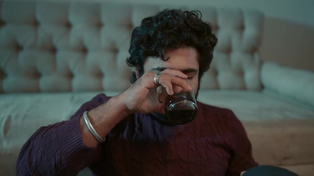 Yadon_Mein_Tum_Harshavardhan_Wavare_Tamana_Bandekkar_Chinmay_Udgirkar_Valentines_Day_songs_720P