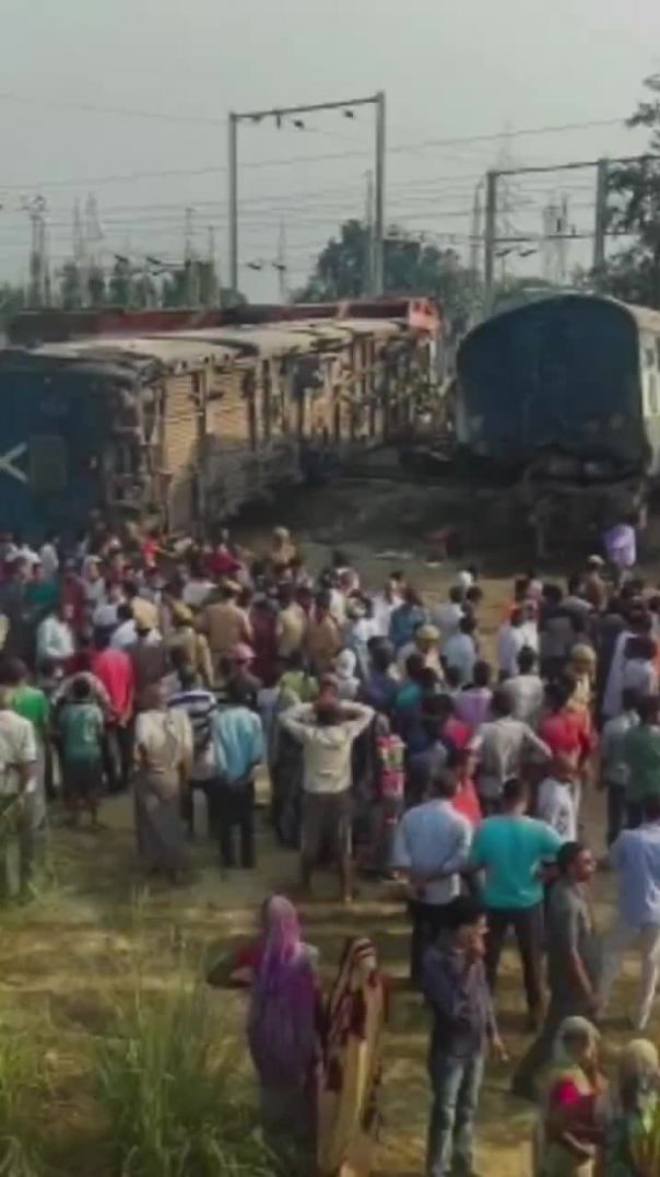 “Farakka Express Crash, 1981”_Hindi_#trendingshorts #viralshort #shorts #youtubeshorts #history (1)