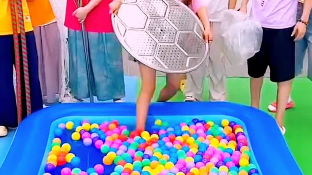 ⁣सोने का कंगन बलों में छुपा दिया 🤯 पकड़ पाएगा कोई?