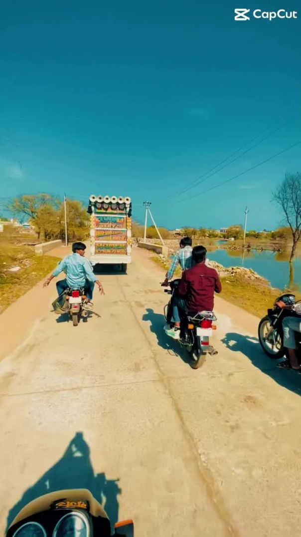 12 class ke students ko vidhai mili