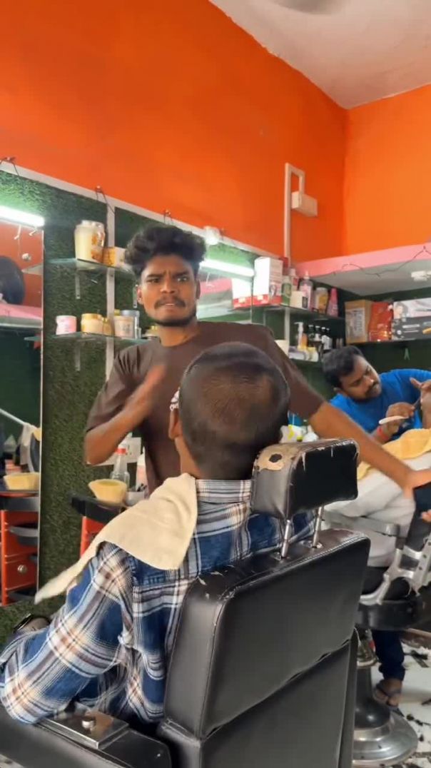 Funny video Dubara dekho😂