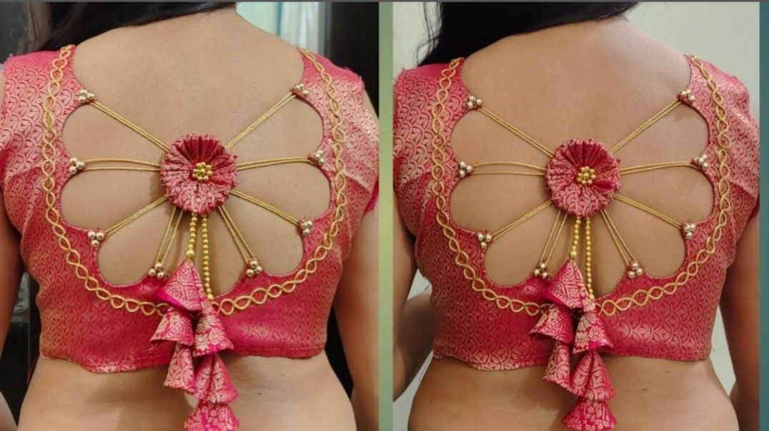 ⁣Blouse beautiful ❤️❤️💝