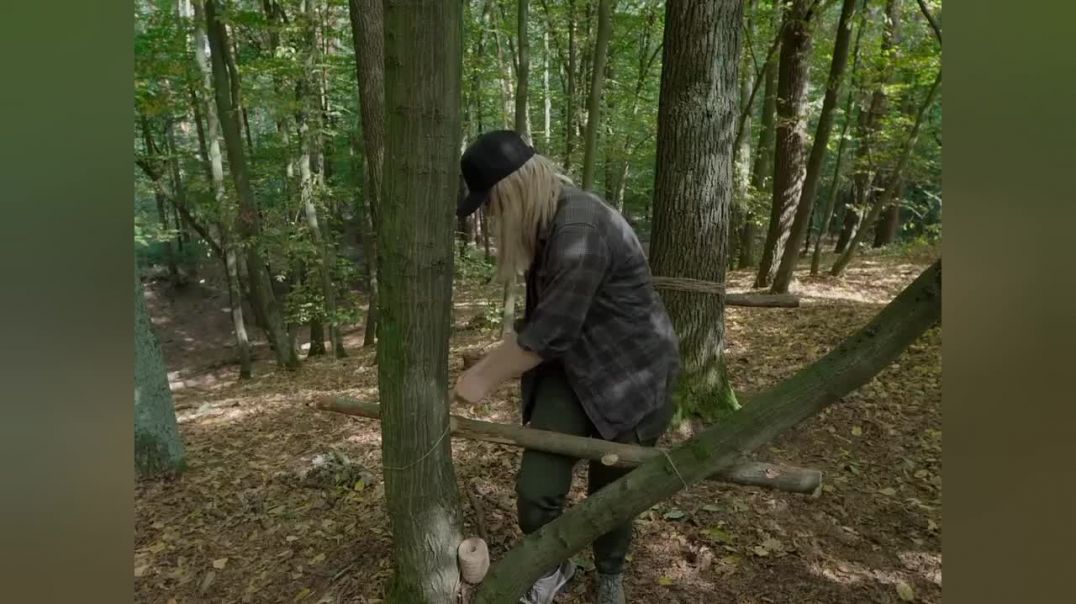 ⁣जंगल में घर