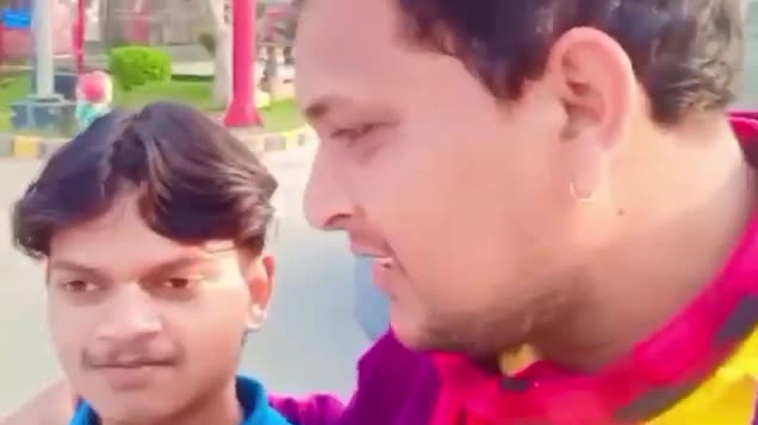 हमारा_फसट_ब्लॉग_यूपी_वाले_भाई_के_साथ_🥰__Titu_comedy_official_Vlog_family_😂(360p)