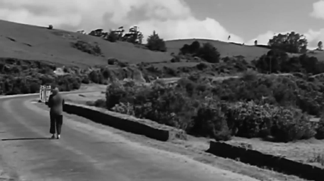 ⁣_Mera_Joota_Hai_Japani_HD_Song-_Raj_Kapoor_Mukesh_Superhit_Song_90_S_Old_Hindi_Songs_90s new trendin