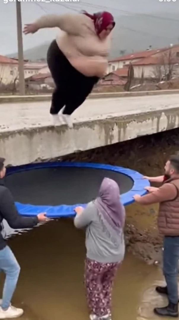 Funny video 🤣🤣🤣🤣