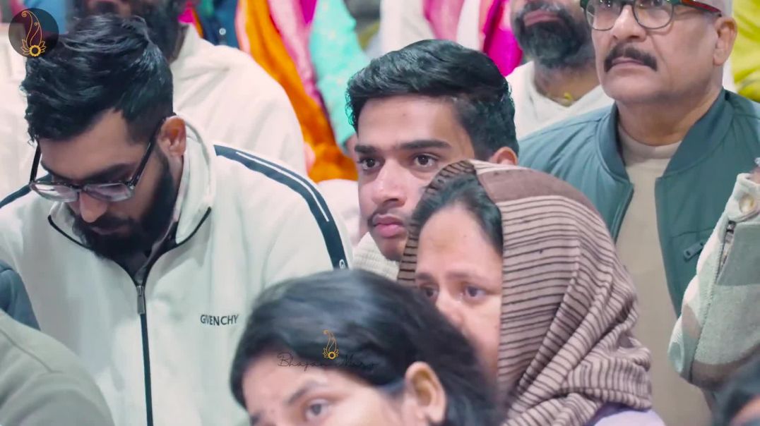 ⁣भगवान भक्त का सब कुछ छीन लेते हैं, तो फिर संसार में उसका काम कैसे चलेगा Bhajan Marg - Bhajan Marg (1