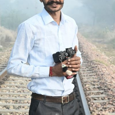 104356779317785959194 