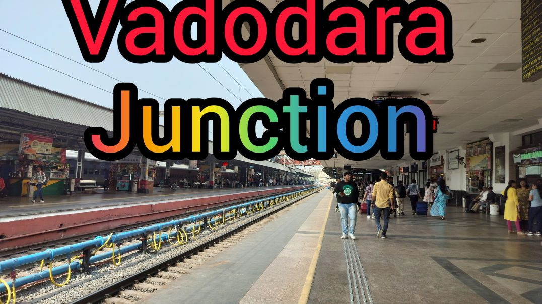 ⁣Vadodara Junction 🚂#newvlog#viralvlog#trendingvlog#vlog#vlogvideo#vlogviral#apanautub#trendingvlog🚂♥️