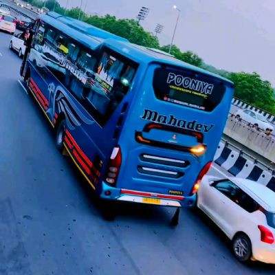 travel_hub_buses1
