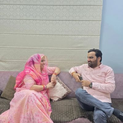 107089280594393356216 