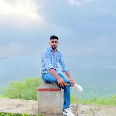 103968076685273098165 