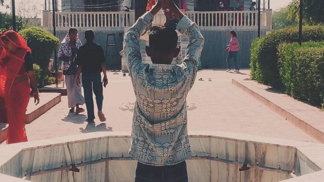 East_Side_Flow_-_Sidhu_Moose_Wala___Official_Video___Byg_Byrd___Sunny_Malton___Juke_Dock_MP4_144p