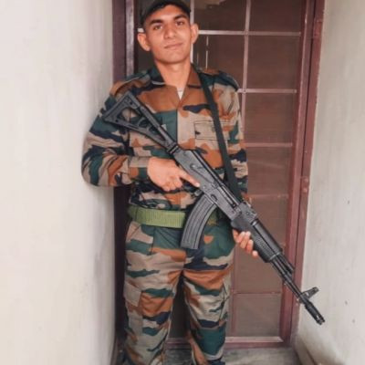 fouji_nayak01