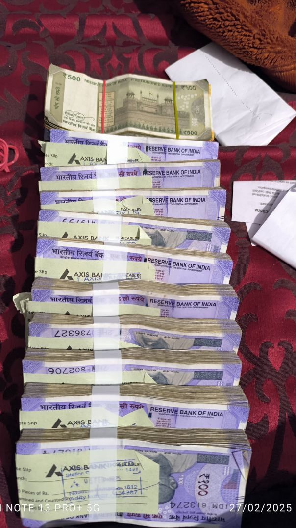 Kanpur ki Famous Kachori Chaat #shorts - ARE YOU FOODIE (1080p, h264)