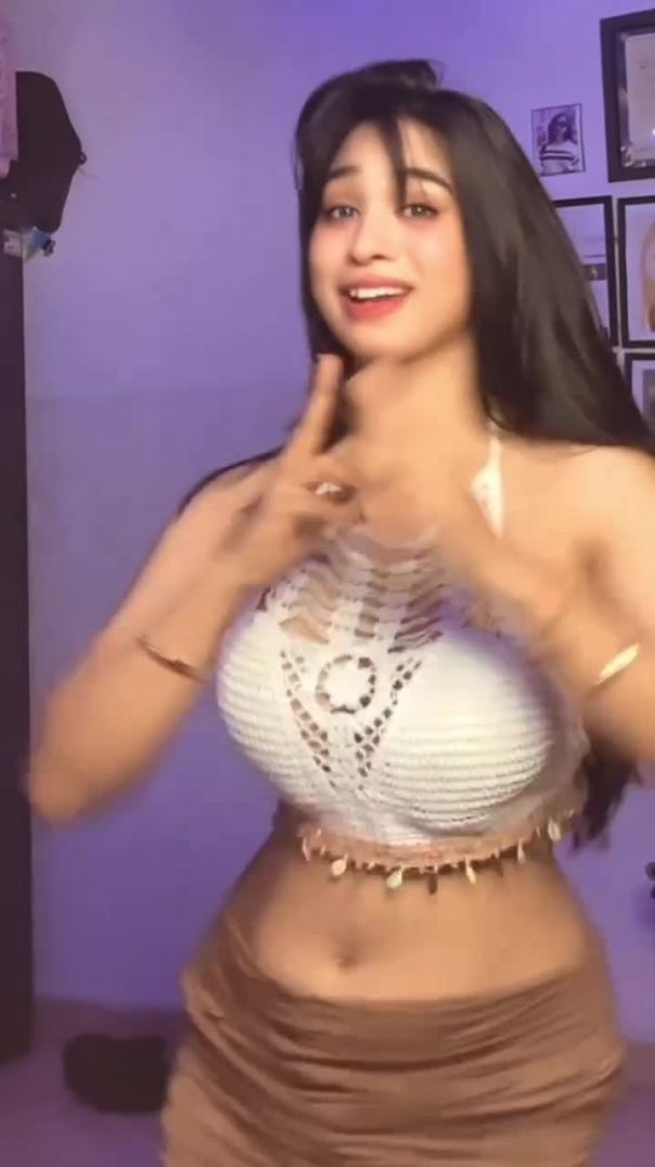 Romance 💕💕 Dance