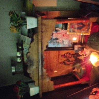 104316902789576771349 