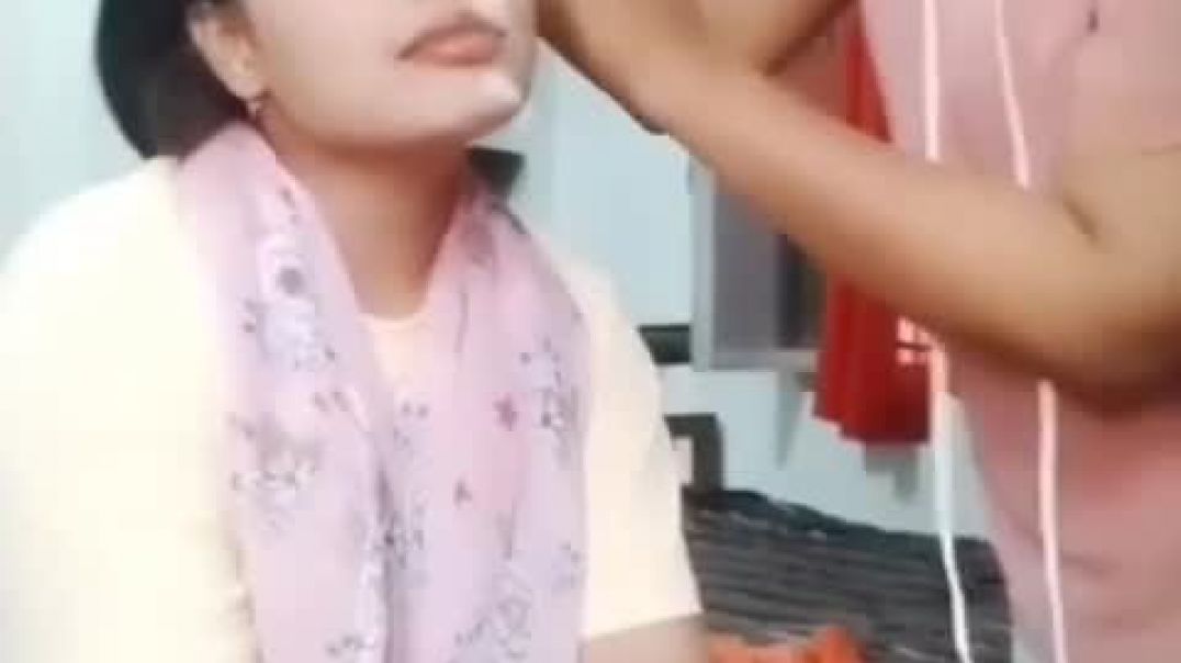 ⁣जुगाड़ू मेकअप टूटोरियल 😂😂😂😂🤣🤣🤣🤣#comdeymemes #comedyfilms #comedymovies #memehub #comedy #funnycomedy